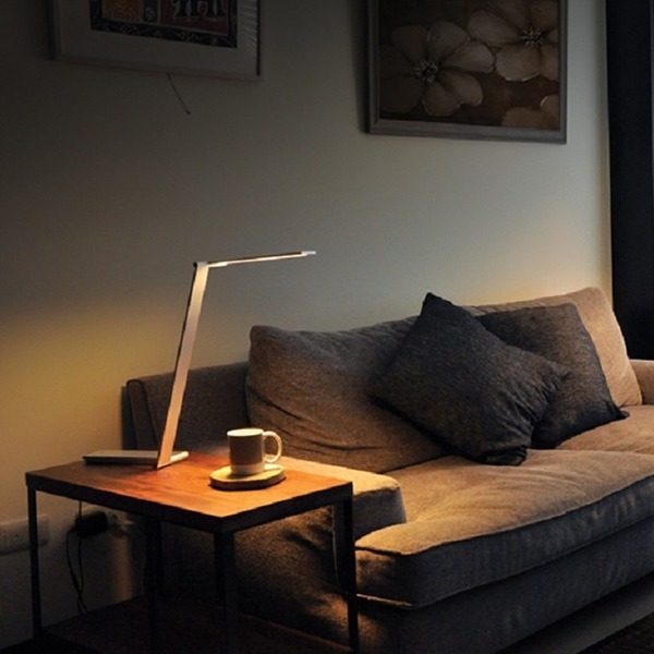 Lampa de birou Be Light | QISDESIGN