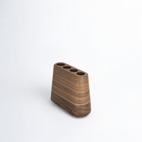 B—Line | suport Aki Jr, Color: Canaletto walnut